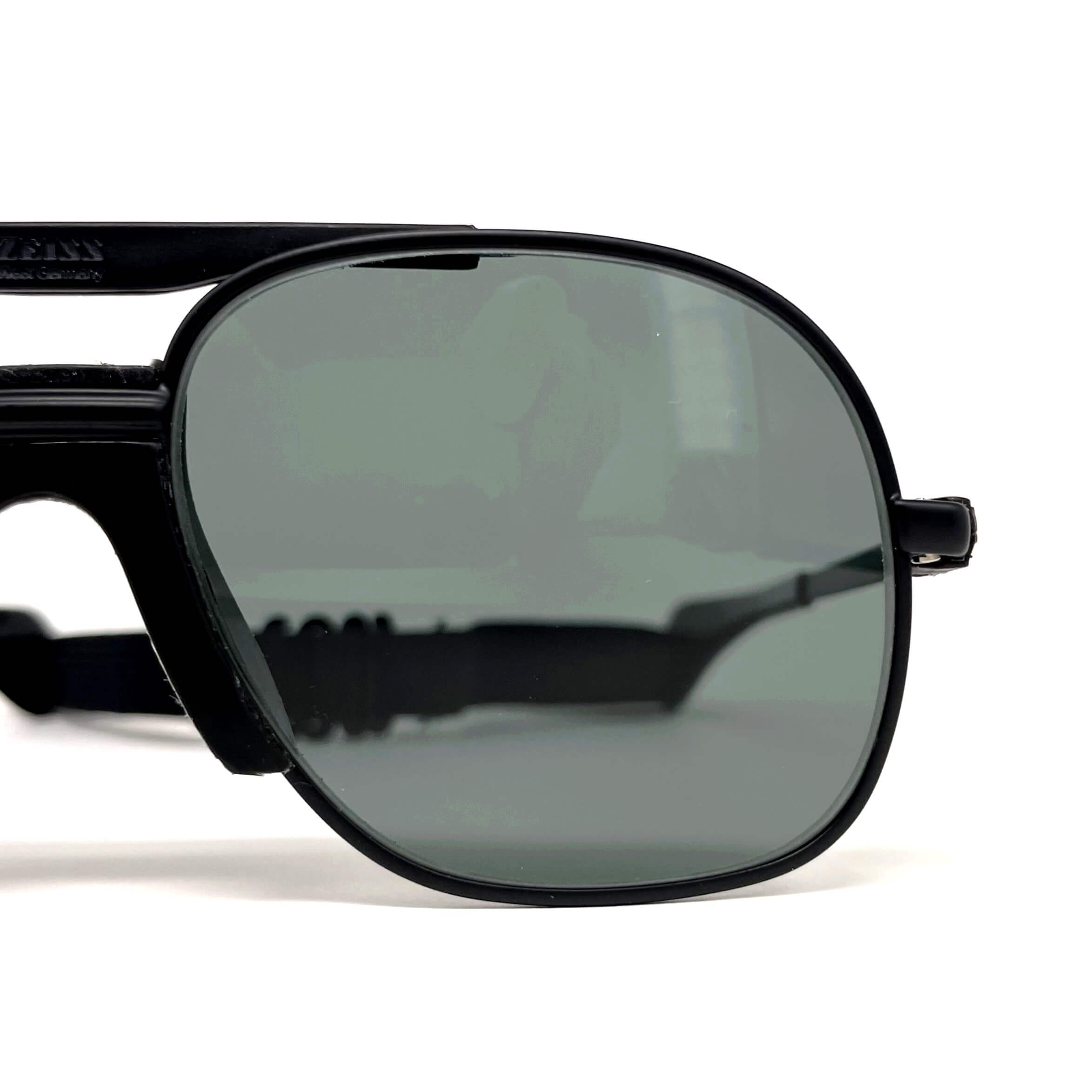 Vintage ZEISS 7039 Swiss Army black mineral aviator sunglasses
