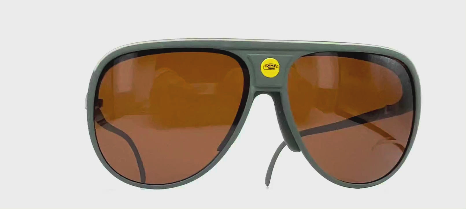 Vintage CAMEL Trophy Clip grey sunglasses
