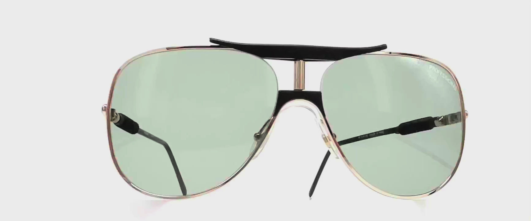 Vintage ALITALIA Professional 560 gold aviator sunglasses