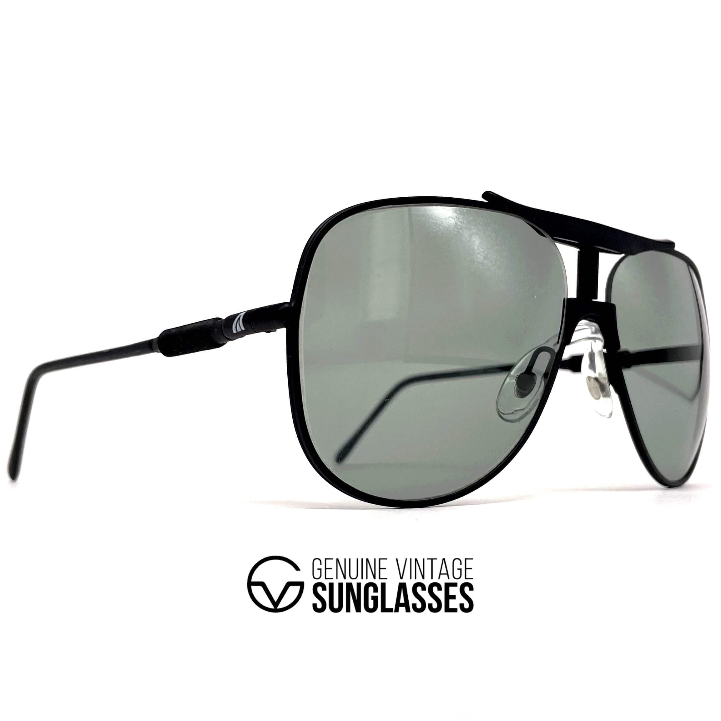 Vintage ALITALIA Professional 560 black aviator sunglasses