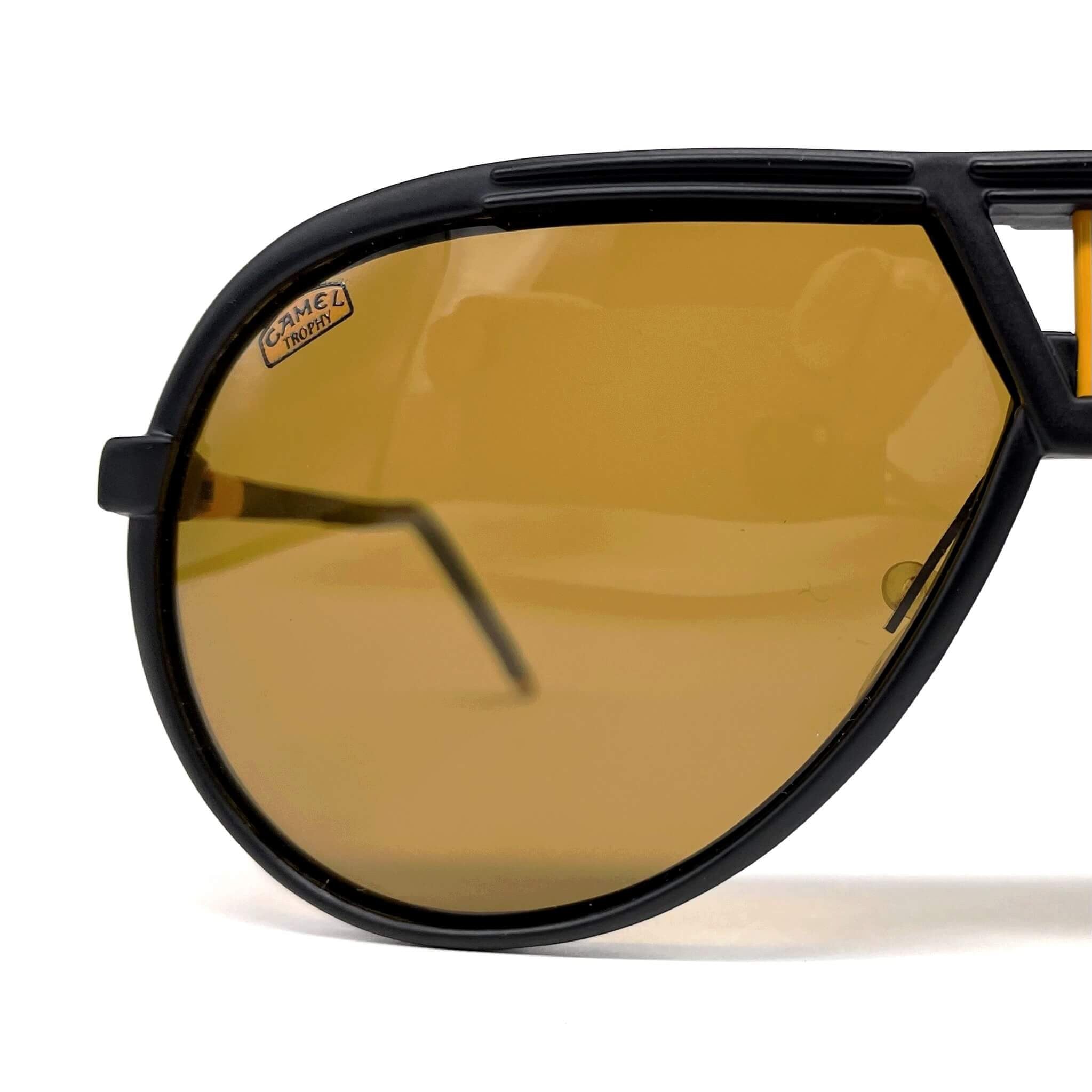 Vintage CAMEL Trophy black aviator sunglasses