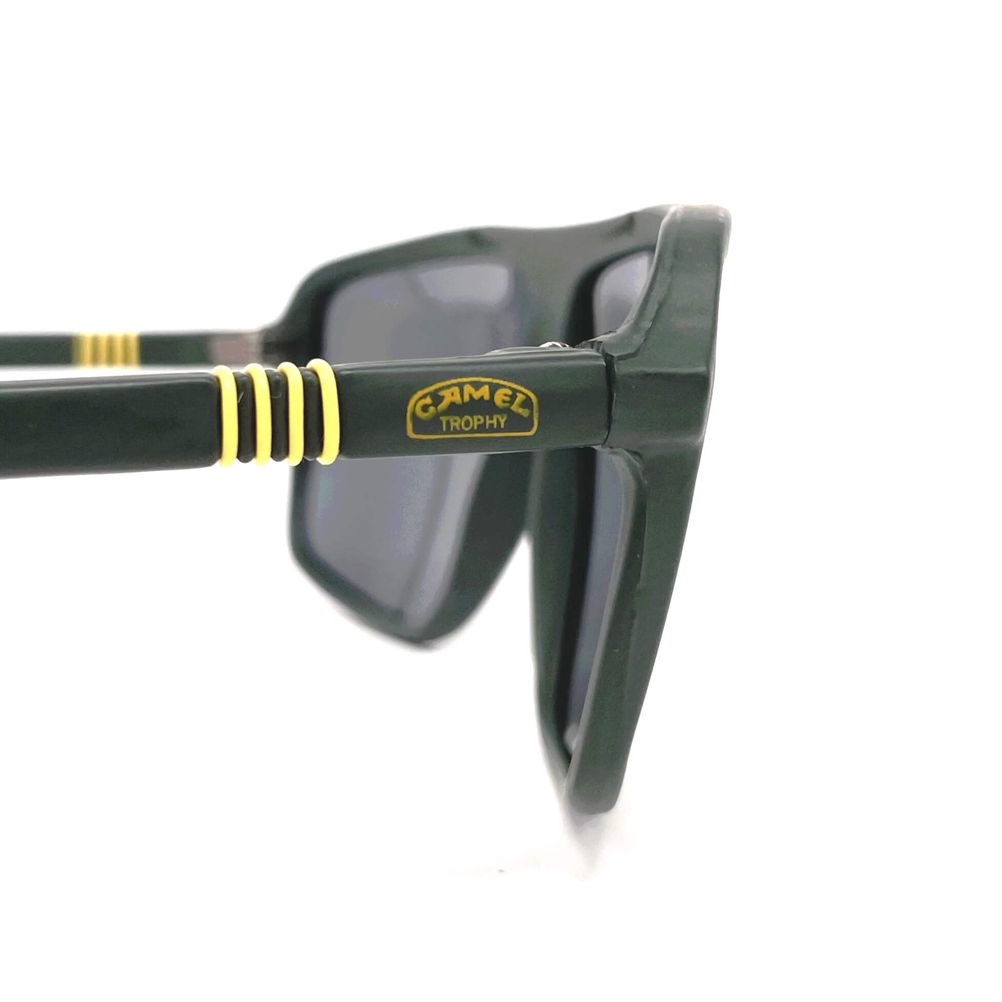 Vintage CAMEL Trophy grey aviator sunglasses