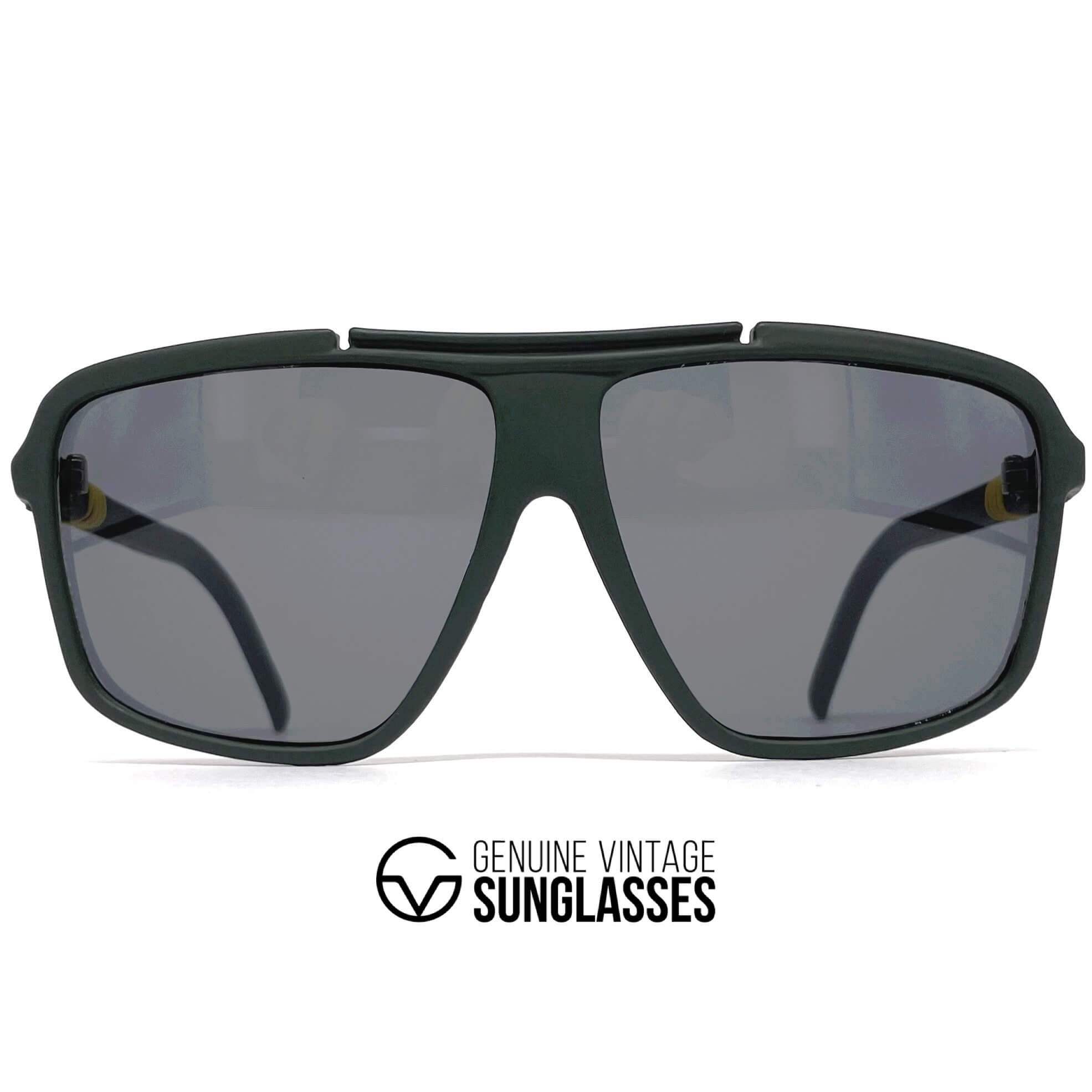 Vintage CAMEL Trophy grey aviator sunglasses