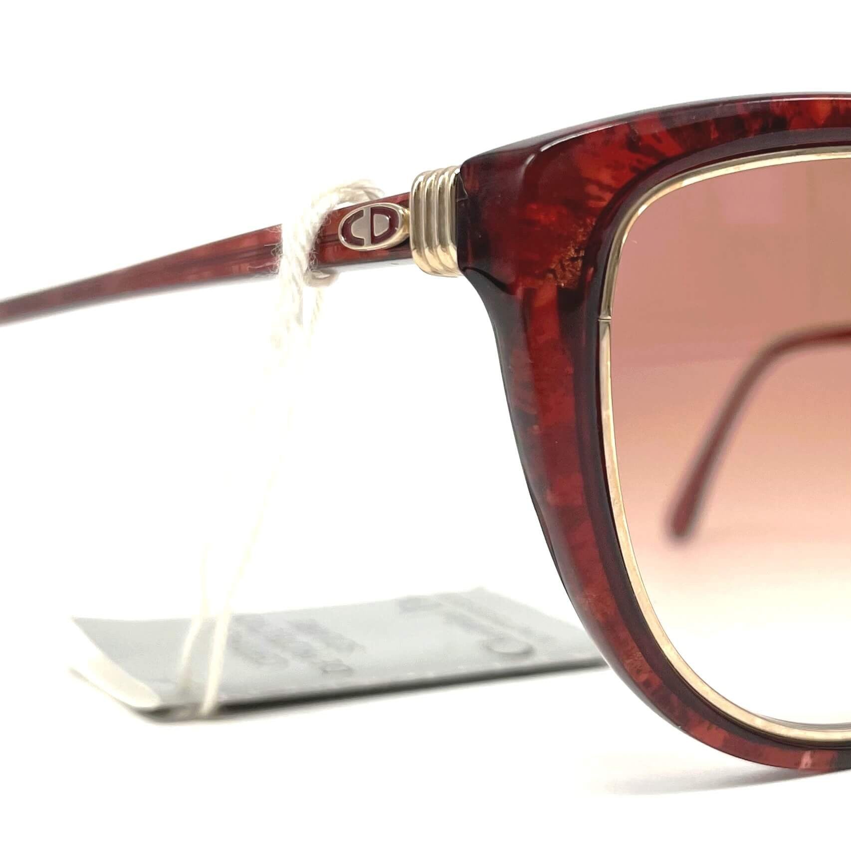 Vintage CHRISTIAN DIOR 2557 cat eye sunglasses