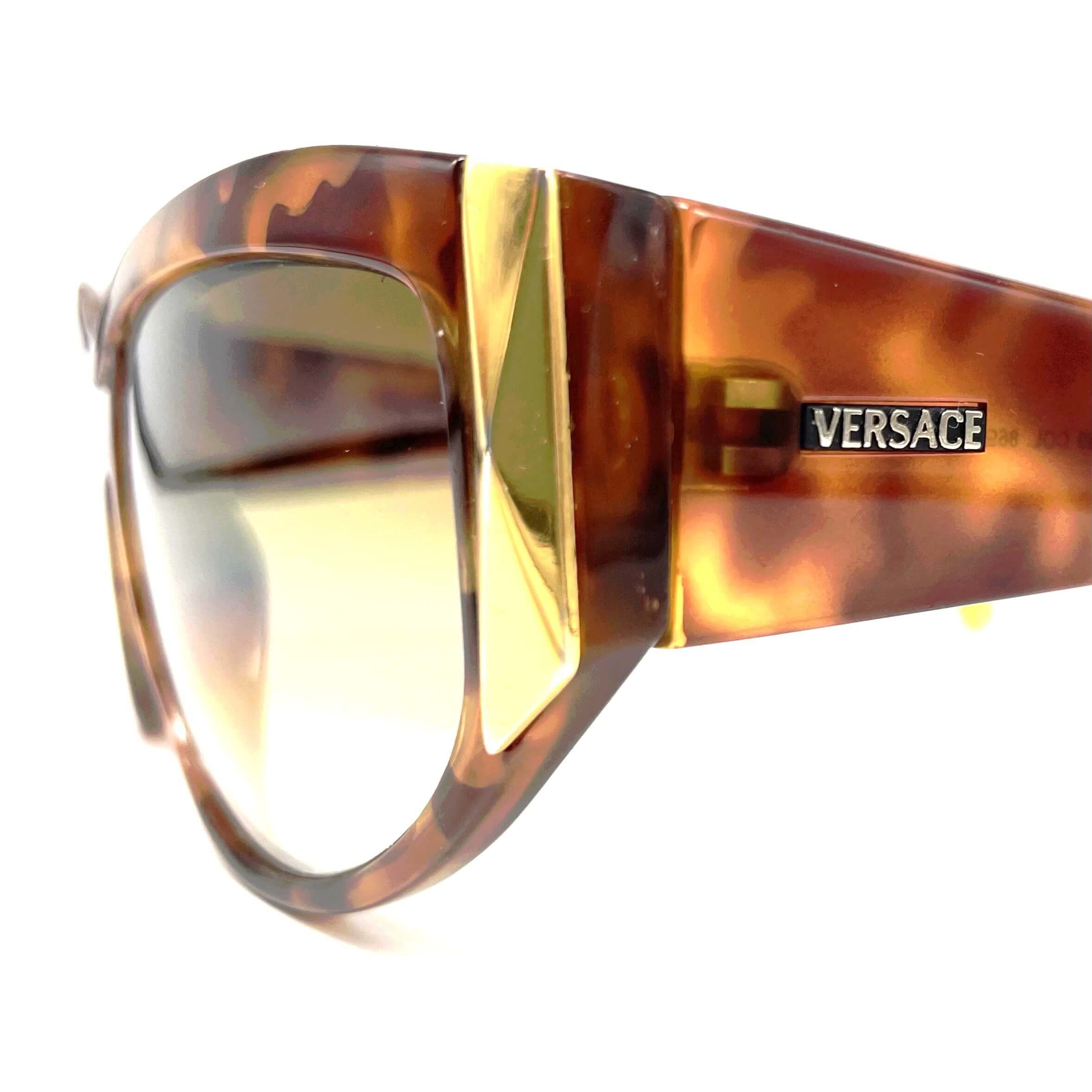 Vintage GIANNI VERSACE 389 tortoiseshell sunglasses