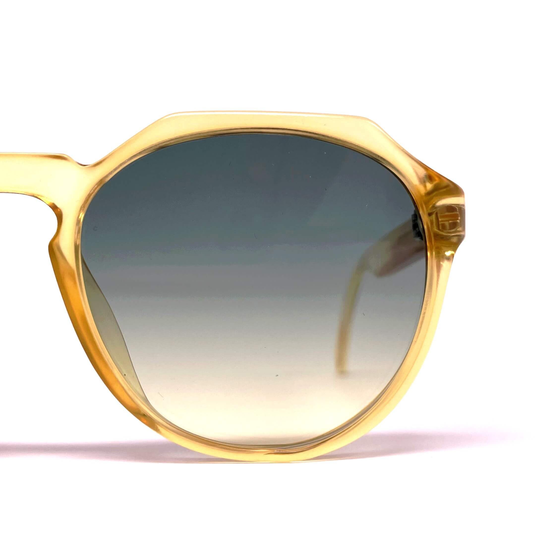 Vintage PLAYBOY 4679 rare luxury sunglasses