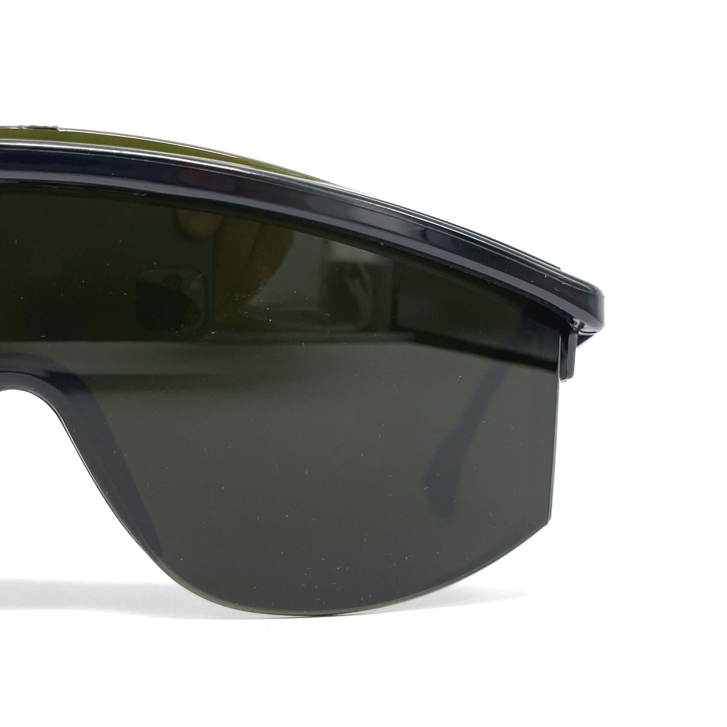 Vintage UVEX Z87 "Astrospec" sports shield sunglasses